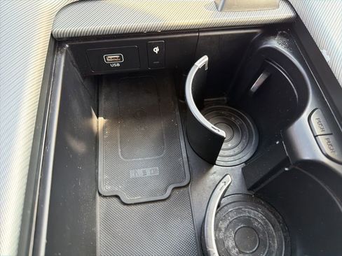 Used 2025 Hyundai Palisade SEL AWD/4WD image 25