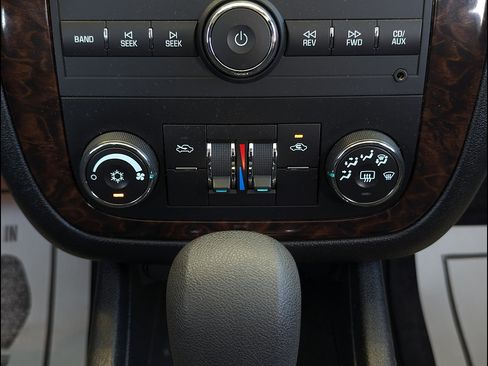 Used 2015 Chevrolet Impala LT w/ LT Sunroof Package FWD image 31