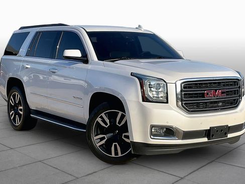 Used 2017 GMC Yukon SLT w/ HD Trailering Package RWD image 4