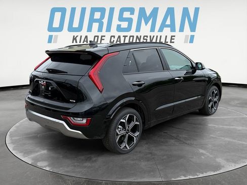 New 2025 Kia Niro SX Touring image 6