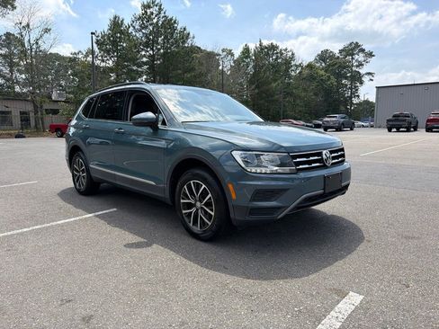 Used 2020 Volkswagen Tiguan SE AWD/4WD image 4