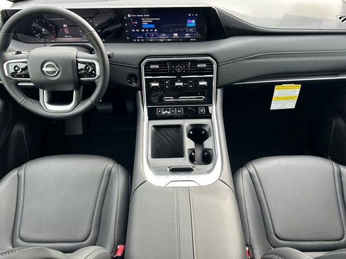 New 2026 Nissan Armada SV image 10