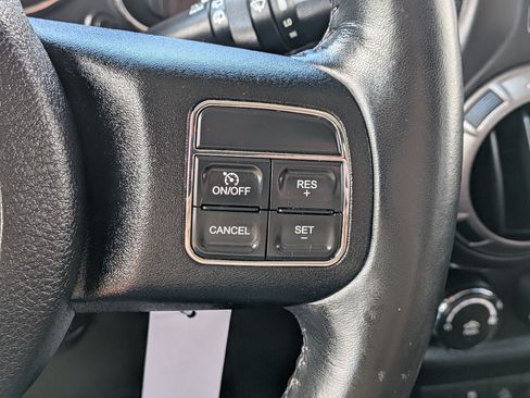 Used 2014 Jeep Wrangler Sport w/ Quick Order Package 24S AWD/4WD image 17