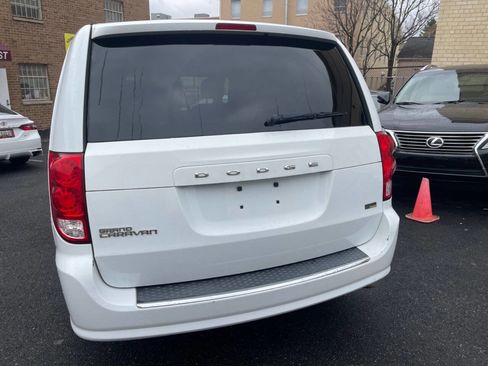 Used 2015 Dodge Grand Caravan SE w/ Quick Order Package 29E SE image 7