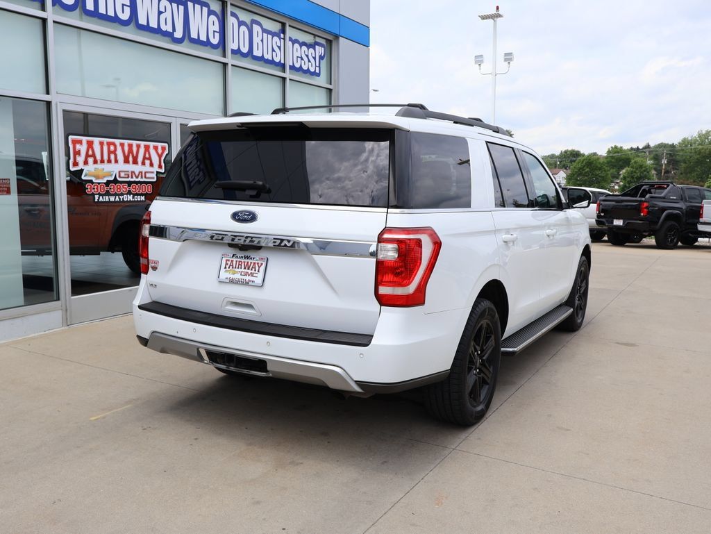 Used 2021 Ford Expedition XLT AWD/4WD image 3