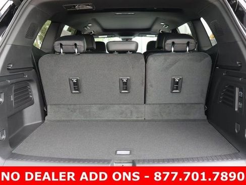 New 2026 Buick Enclave Avenir image 18