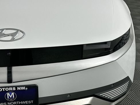 Used 2024 Hyundai Ioniq 5 Limited image 4