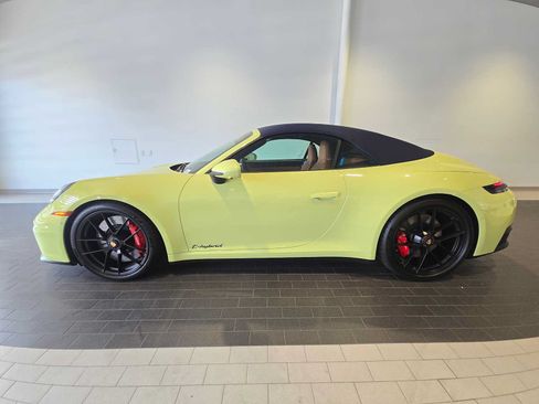 Used 2026 Porsche 911 Carrera 4 GTS AWD/4WD image 2