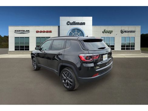 New 2026 Jeep Compass Limited w/ Sun, Sound & Navigation Group image 5