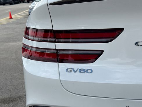 Used 2025 Genesis GV80 3.5T e-SC AWD/4WD image 10