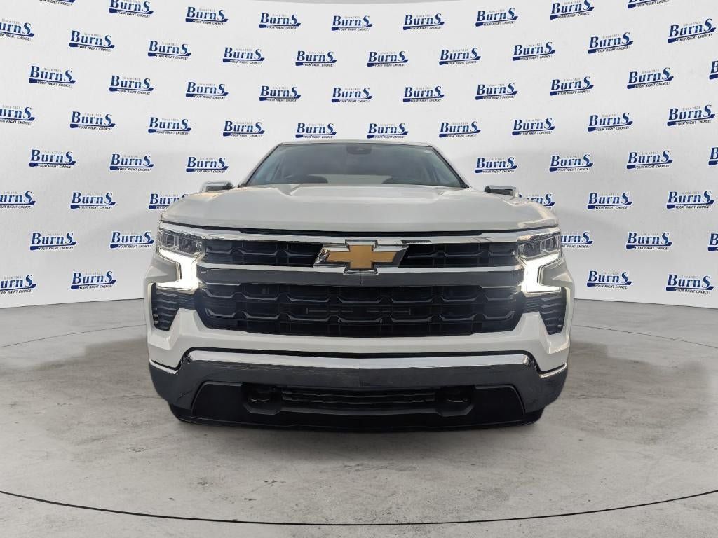 Used 2024 Chevrolet Silverado 1500 LT AWD/4WD image 8