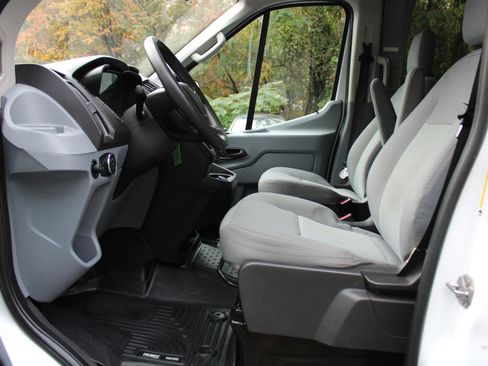 Used 2019 Ford Transit 350 XLT image 20