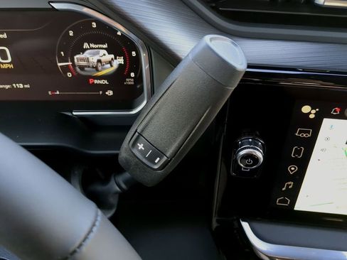 New 2026 GMC Sierra 2500 Denali Ultimate image 18