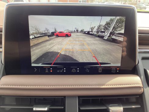 Used 2024 Chevrolet Tahoe High Country w/ Advanced Technology Package image 26