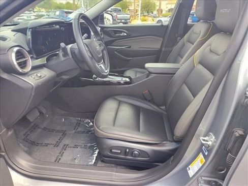 Certified 2024 Chevrolet Trax ACTIV w/ Driver Confidence Package FWD image 6