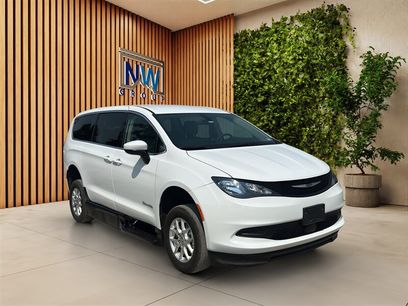 Used 2022 Chrysler Voyager LX