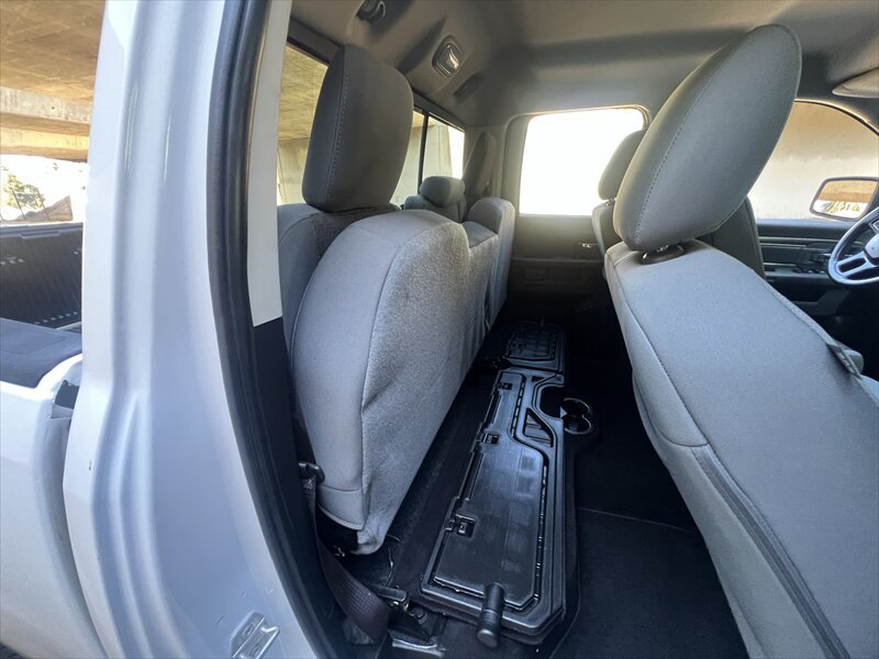 Used 2016 RAM 1500 Big Horn RWD image 25