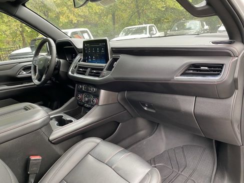 Used 2022 Chevrolet Tahoe RST w/ Sport Performance Package image 33