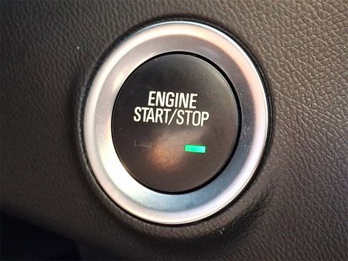 Certified 2019 GMC Terrain SLE w/ Driver Convenience Package image 25