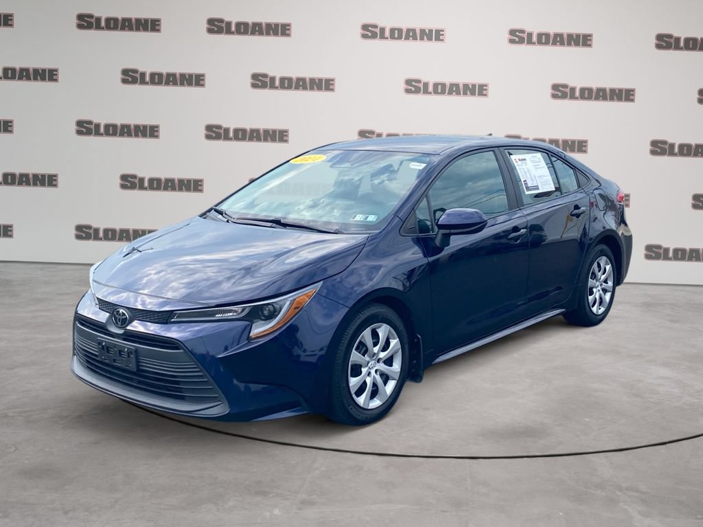 Used 2024 Toyota Corolla LE FWD image 1