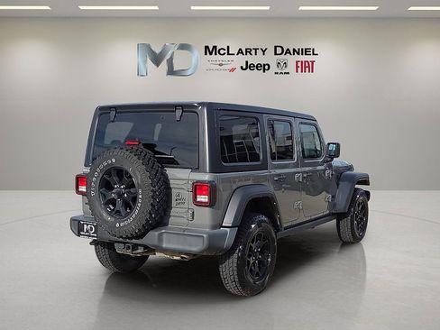 Used 2022 Jeep Wrangler Unlimited Sport image 5