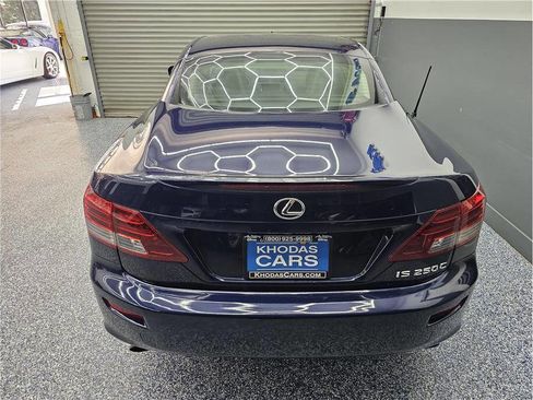 Used 2011 Lexus IS 250C image 4
