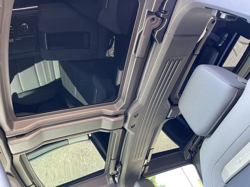 New 2025 GMC Hummer EV 3X image 19