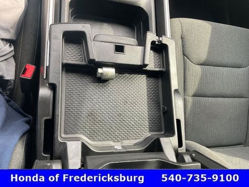 Used 2020 RAM 1500 Big Horn AWD/4WD image 34