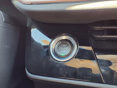 Used 2025 Buick Envision Sport Touring image 11