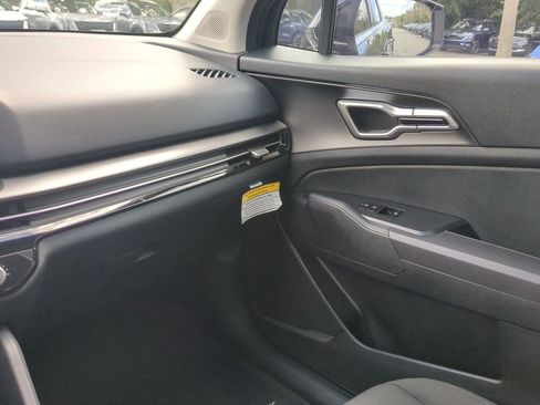 New 2026 Kia Sportage LX w/ LX Convenience Package image 15