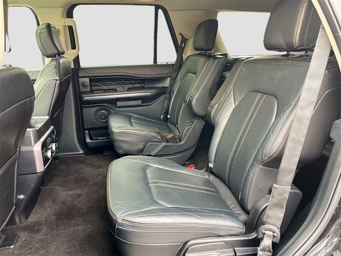 Used 2021 Ford Expedition Platinum image 26