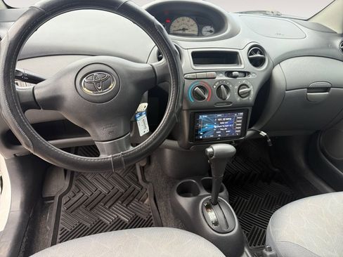 Used 2004 Toyota Echo Coupe image 10