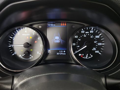 Used 2021 Nissan Rogue Sport SV AWD/4WD image 23