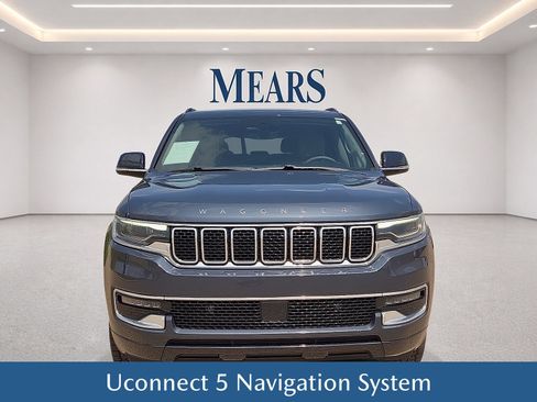 Used 2023 Jeep Wagoneer 2WD image 9