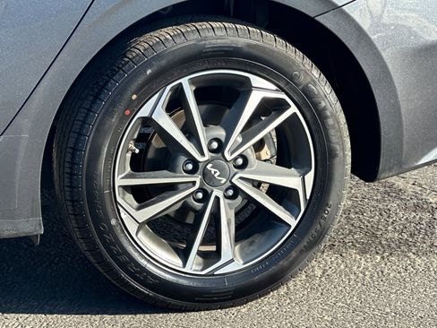 Used 2024 Kia Forte LXS image 24