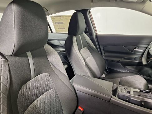 Used 2026 Nissan Sentra SV w/ Floor Mat Package FWD image 27