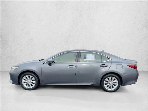 Used 2013 Lexus ES 300h Hybrid image 9