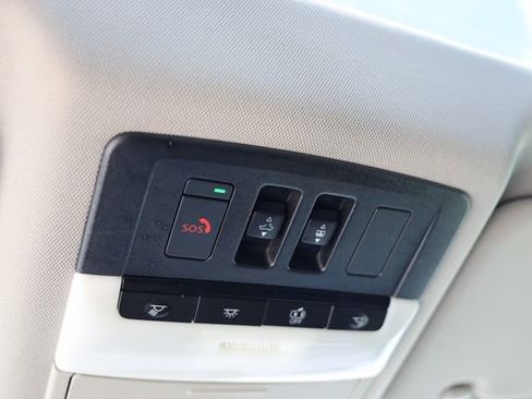 Used 2022 Nissan Rogue SV w/ SV Premium Package FWD image 23
