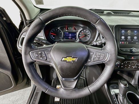 Used 2019 Chevrolet Equinox LT AWD/4WD image 13