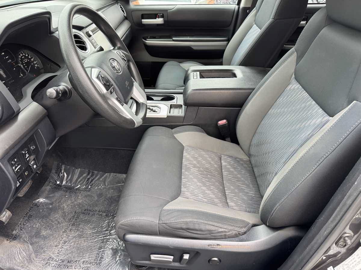 Used 2018 Toyota Tundra SR5 w/ SR5 Upgrade Package RWD image 26
