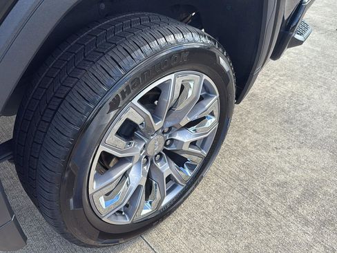 Used 2022 GMC Sierra 1500 Denali w/ Denali Reserve Package image 6