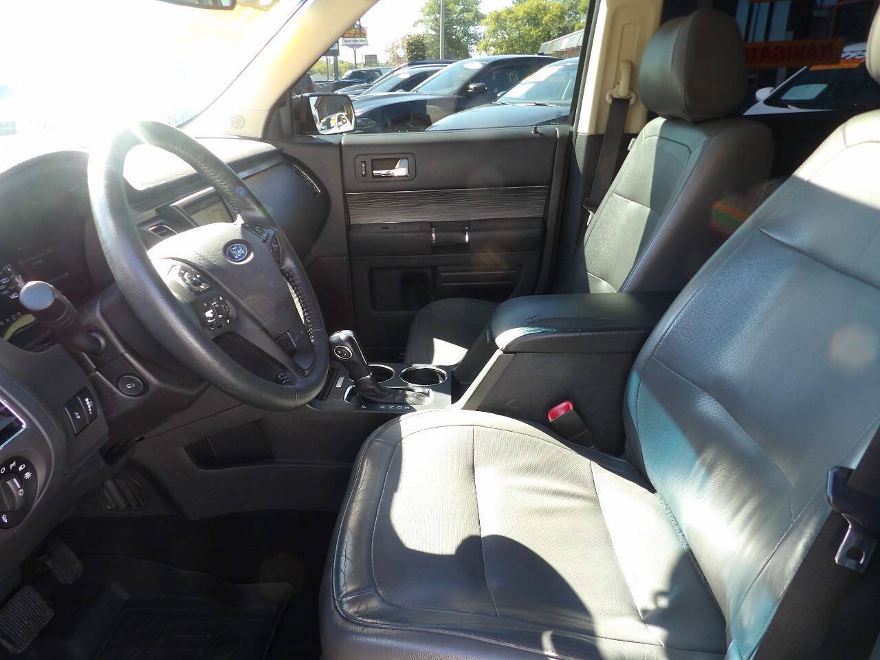 Used 2018 Ford Flex SEL w/ Equipment Group 202A FWD image 11