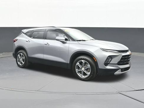 Used 2024 Chevrolet Blazer LT w/ Convenience Package AWD/4WD image 19