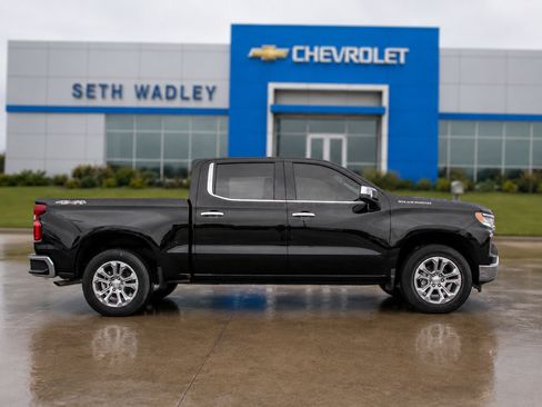 Used 2025 Chevrolet Silverado 1500 LTZ AWD/4WD image 66