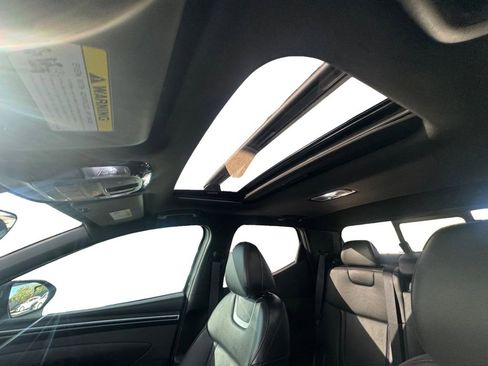 Used 2023 Hyundai Santa Cruz Limited image 11