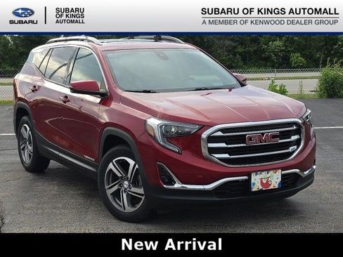 Used 2018 GMC Terrain SLT w/ Preferred Package FWD image 1