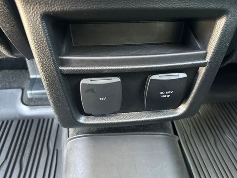 Used 2019 Ford Edge SEL w/ Equipment Group 201A AWD/4WD image 19
