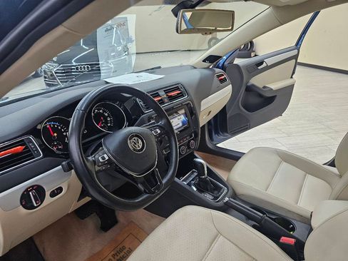 Used 2015 Volkswagen Jetta SEL Premium FWD image 17
