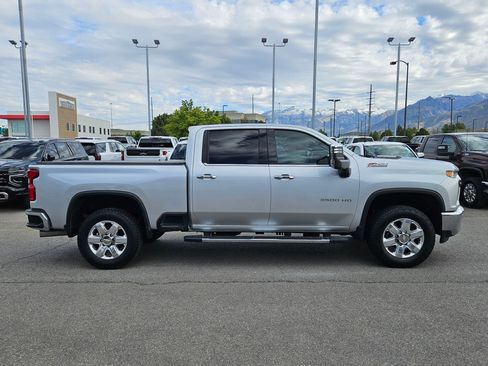 Used 2021 Chevrolet Silverado 3500 LTZ w/ LTZ Premium Package AWD/4WD image 2