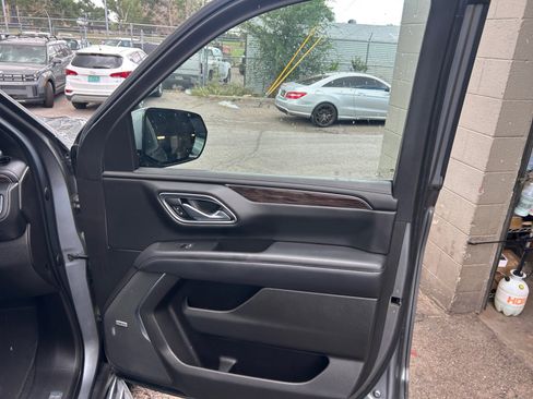 Used 2021 Chevrolet Tahoe LT AWD/4WD image 33
